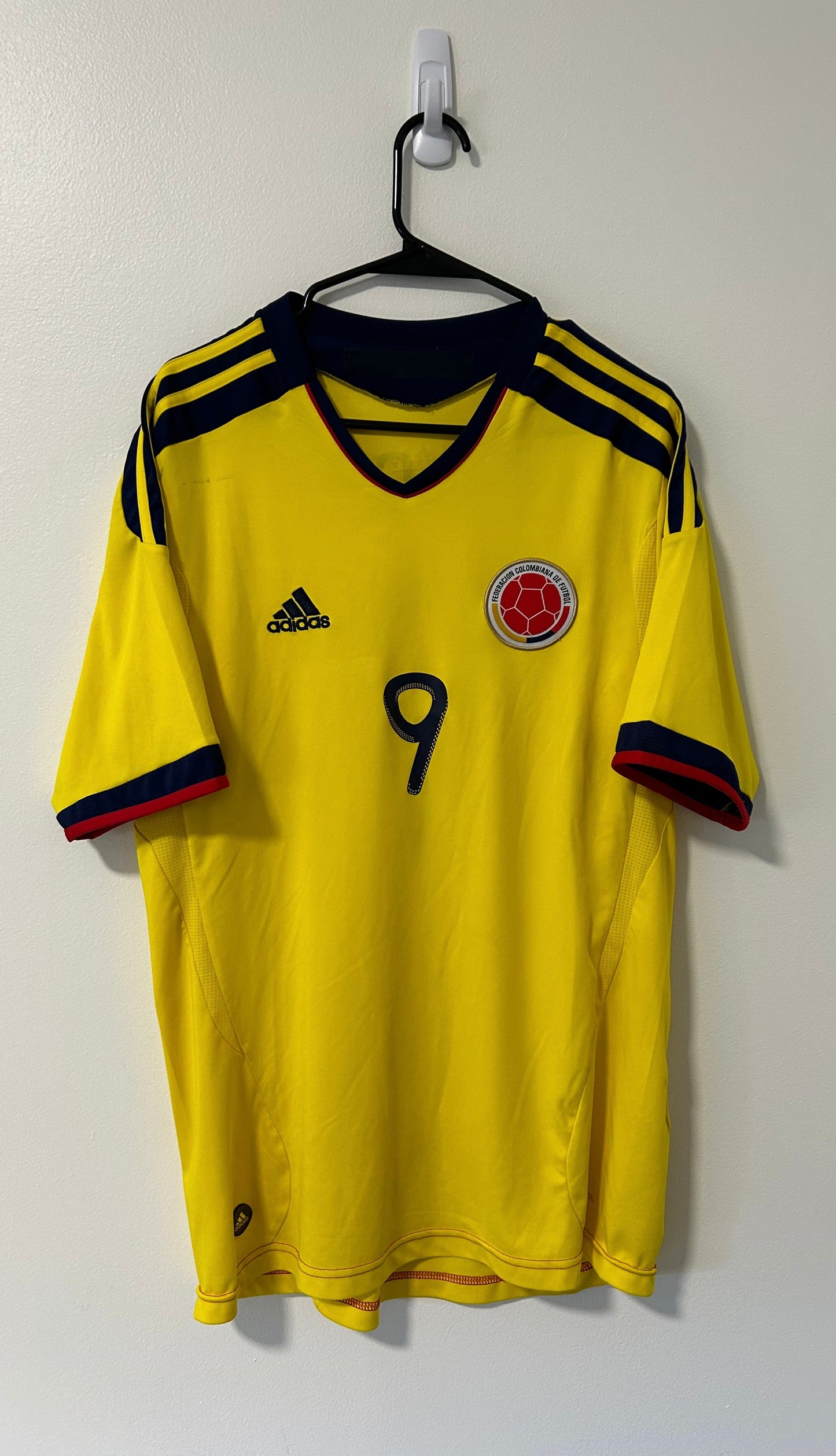 Colombia Home 2011/13 Falcao #9