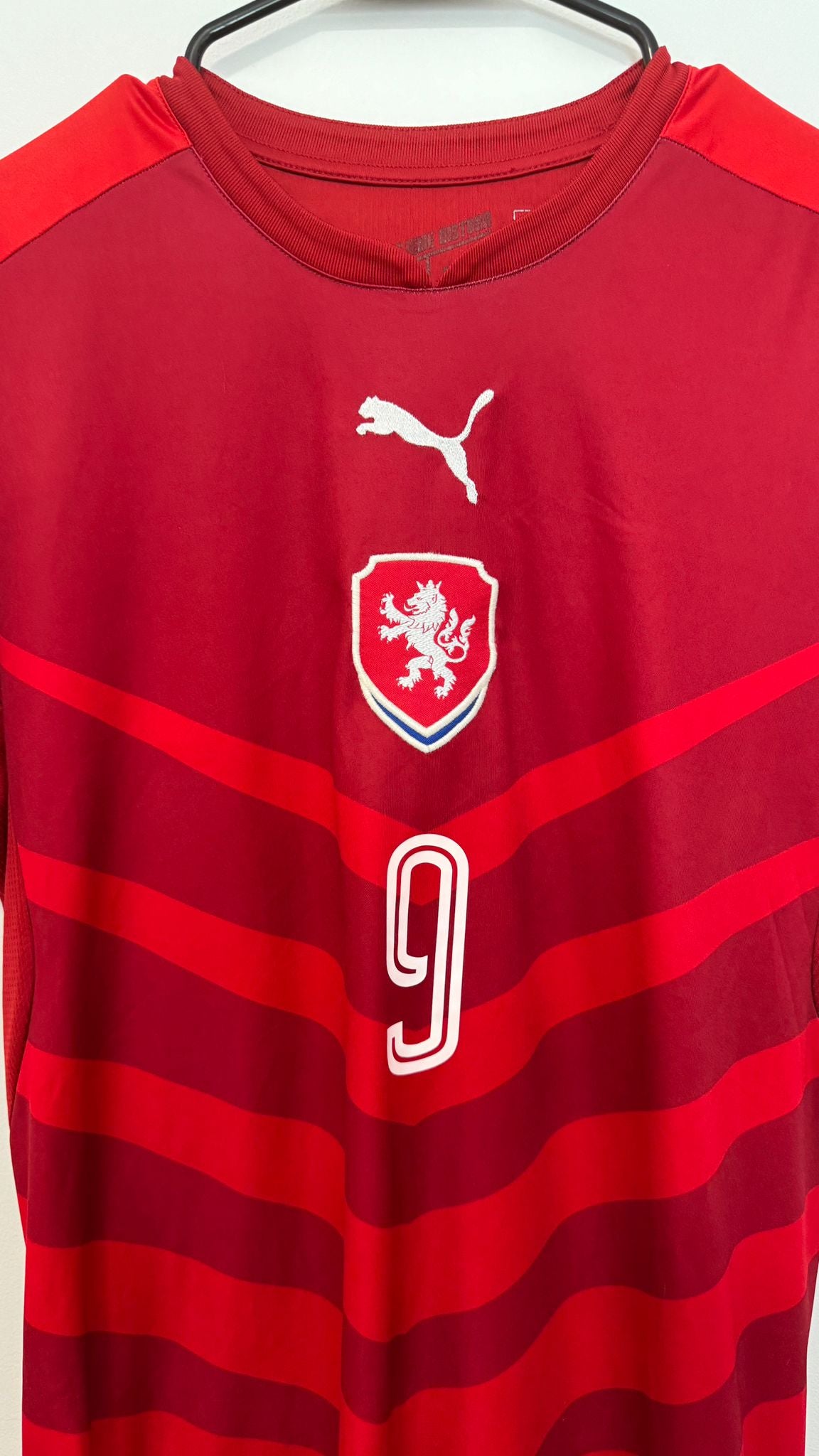 Czech Republic Home 2016/17 Dockal #9