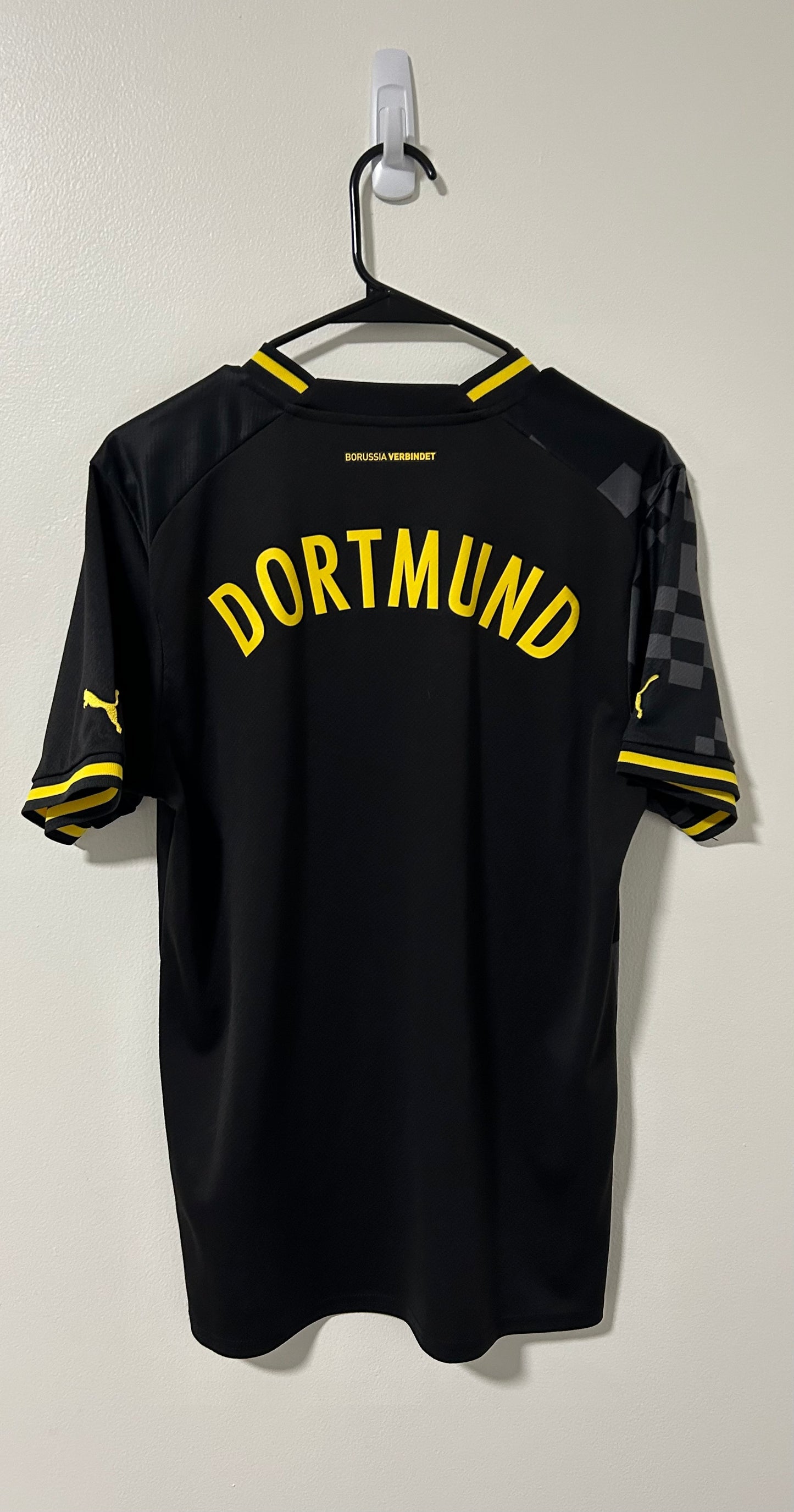 Borussia Dortmund Away 2022/23