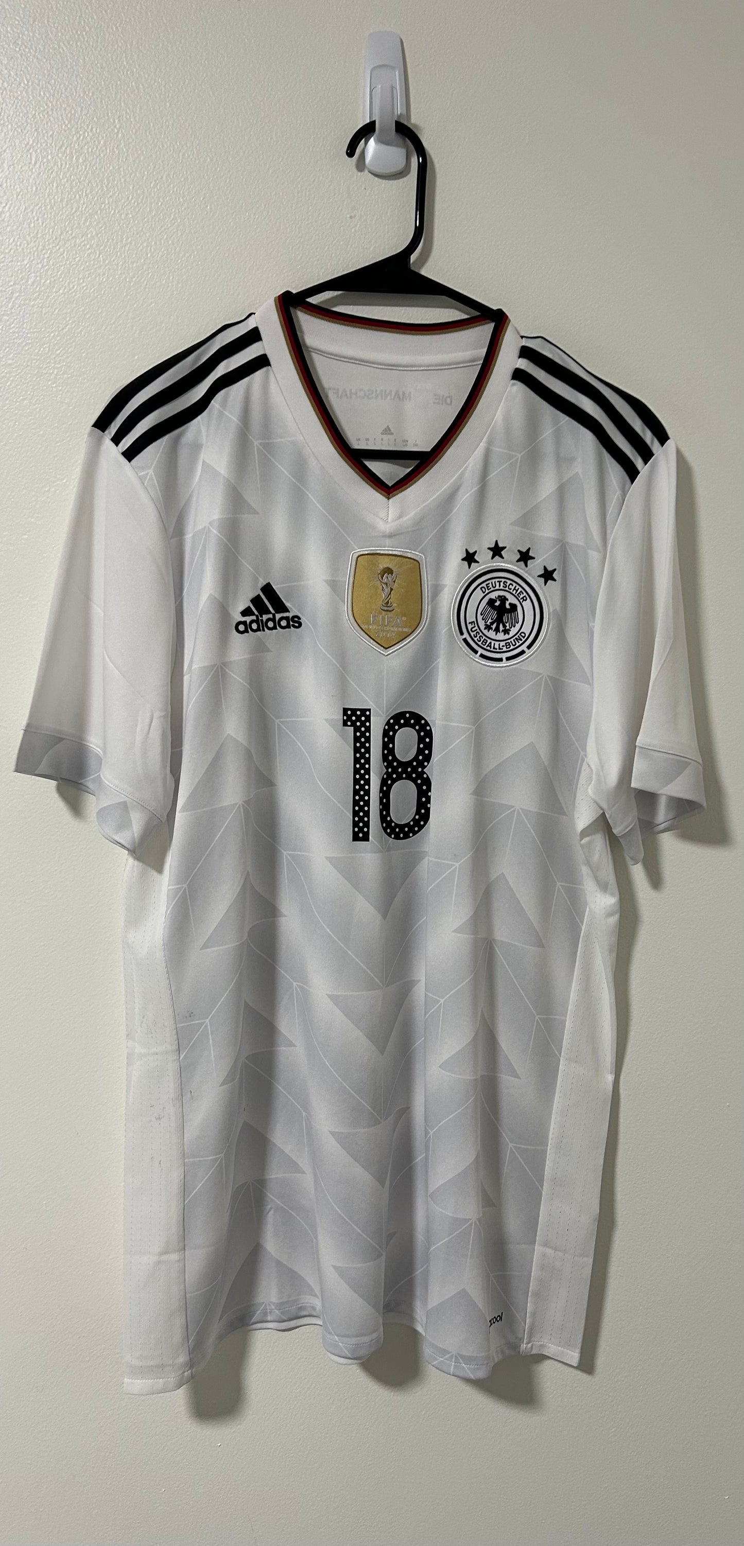 Germany Home 2017 Kroos #18