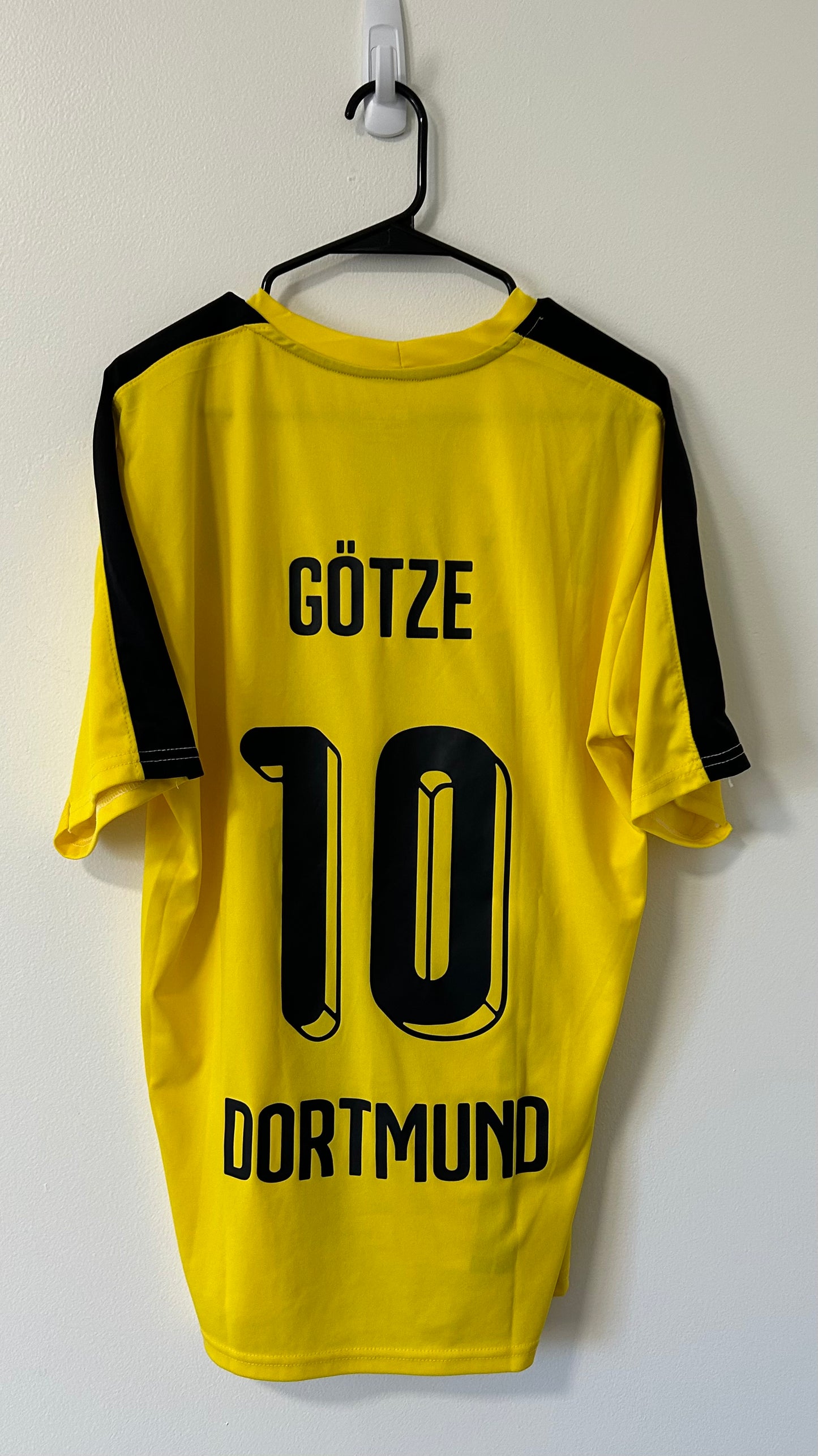 Borussia Dortmund Home 2016/17 Götze #10