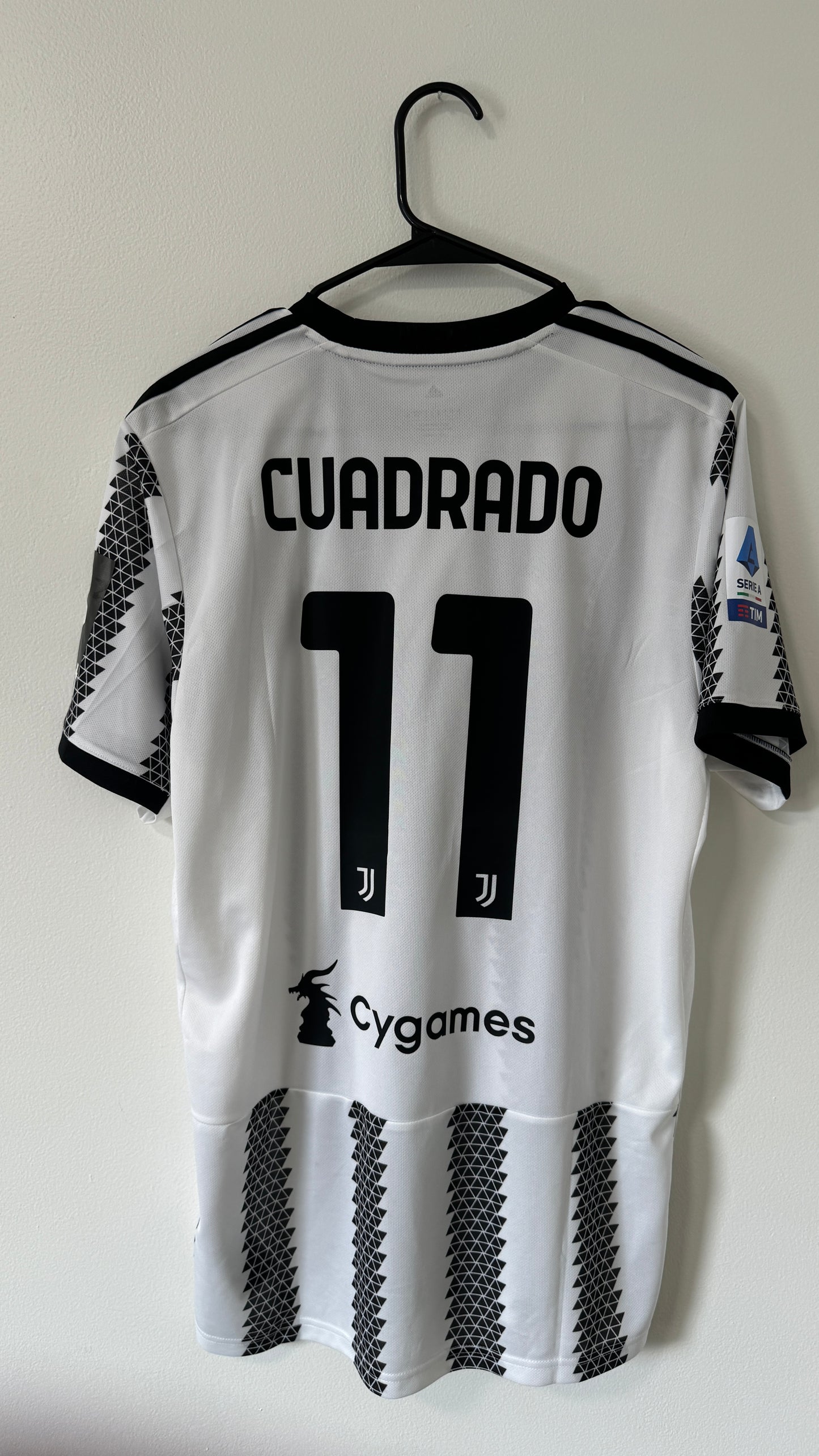 Juventus Home 2022/23 Cuadrado #11