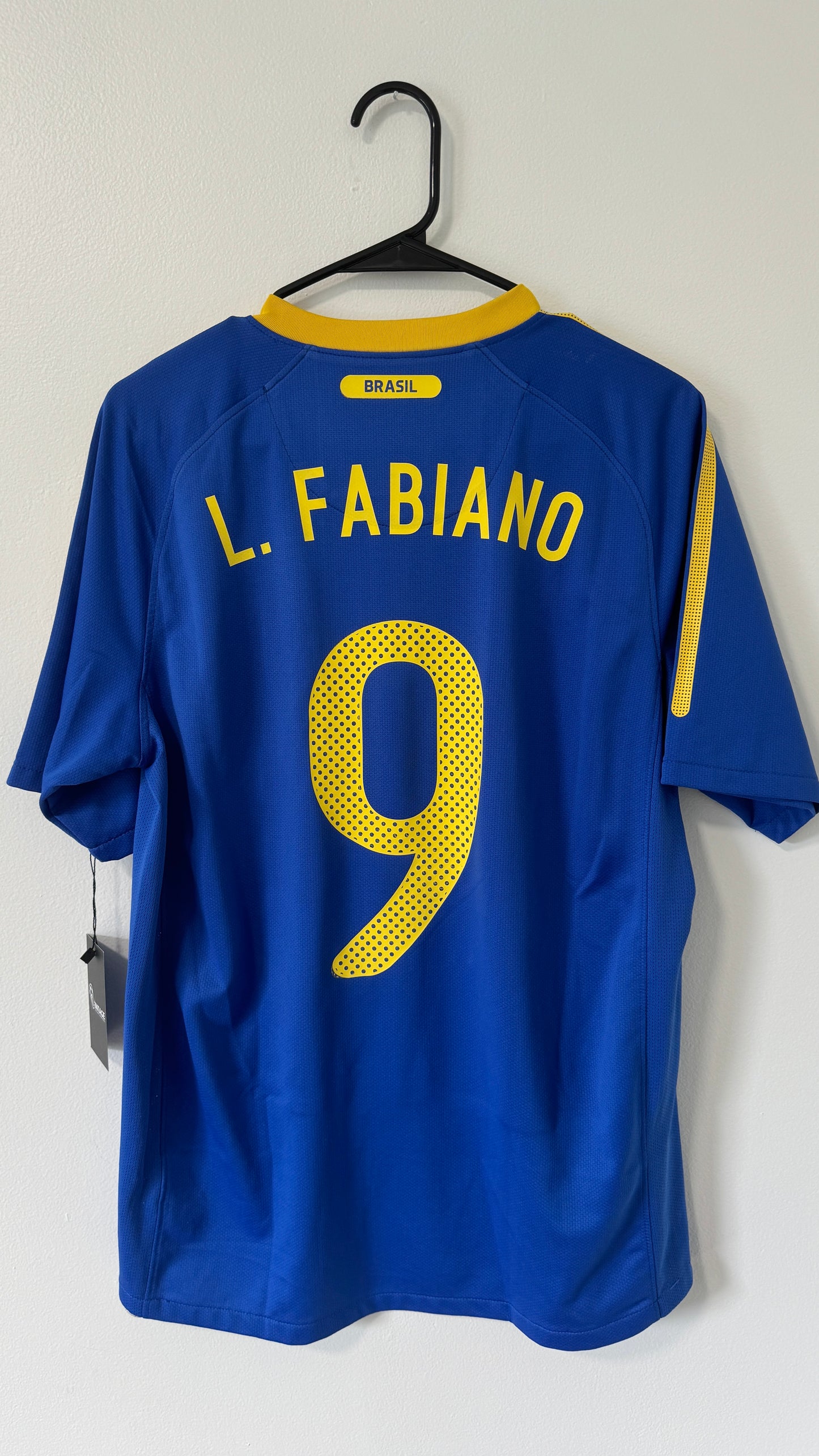 Brazil Away FIFA World Cup South Africa 2010 Luis Fabiano #9