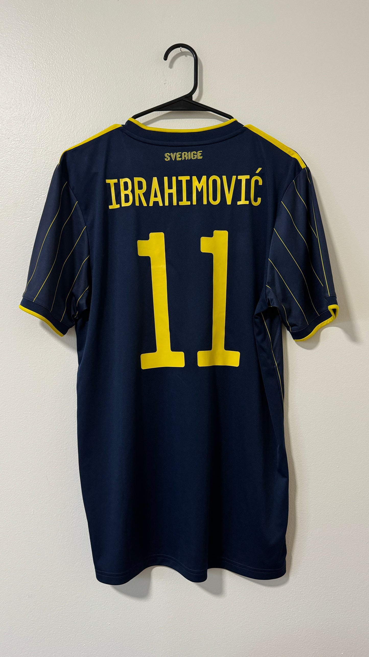 Sweden Away 2021 Ibrahimović #11