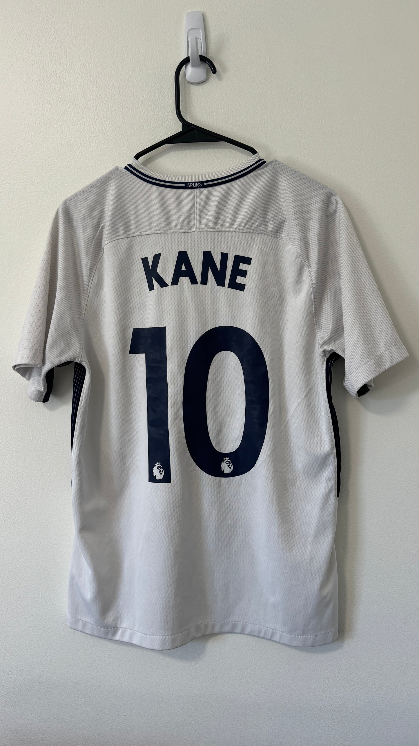 Tottenham Home 2017/18 Kane #10