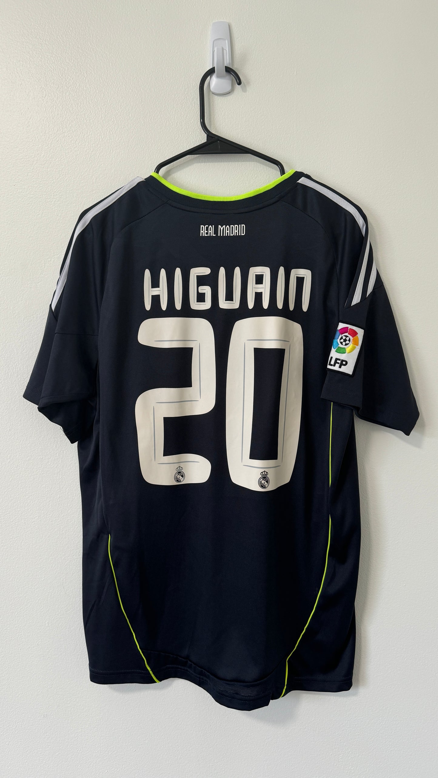 Real Madrid Away 2010/11 Higuaín #20