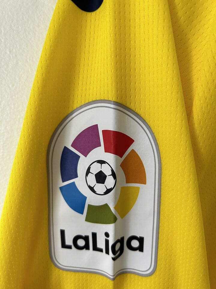 Villarreal Home 2022/23 Gerard Moreno #7